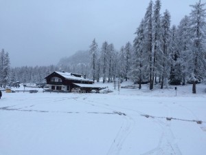 rifugio capanna tondi a Cortina